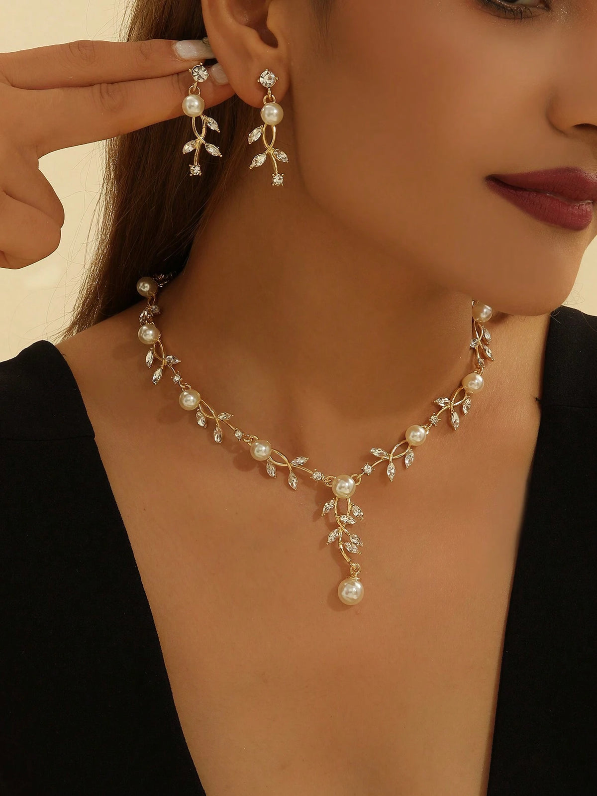 7874 Necklace and Earring Set