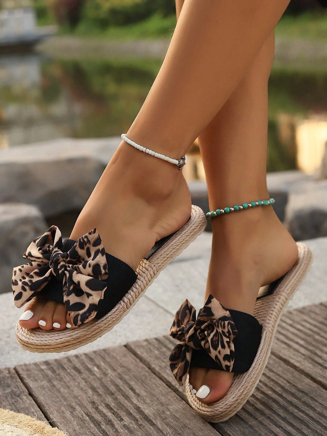 #7422 Leopard Print Bowknot Slides