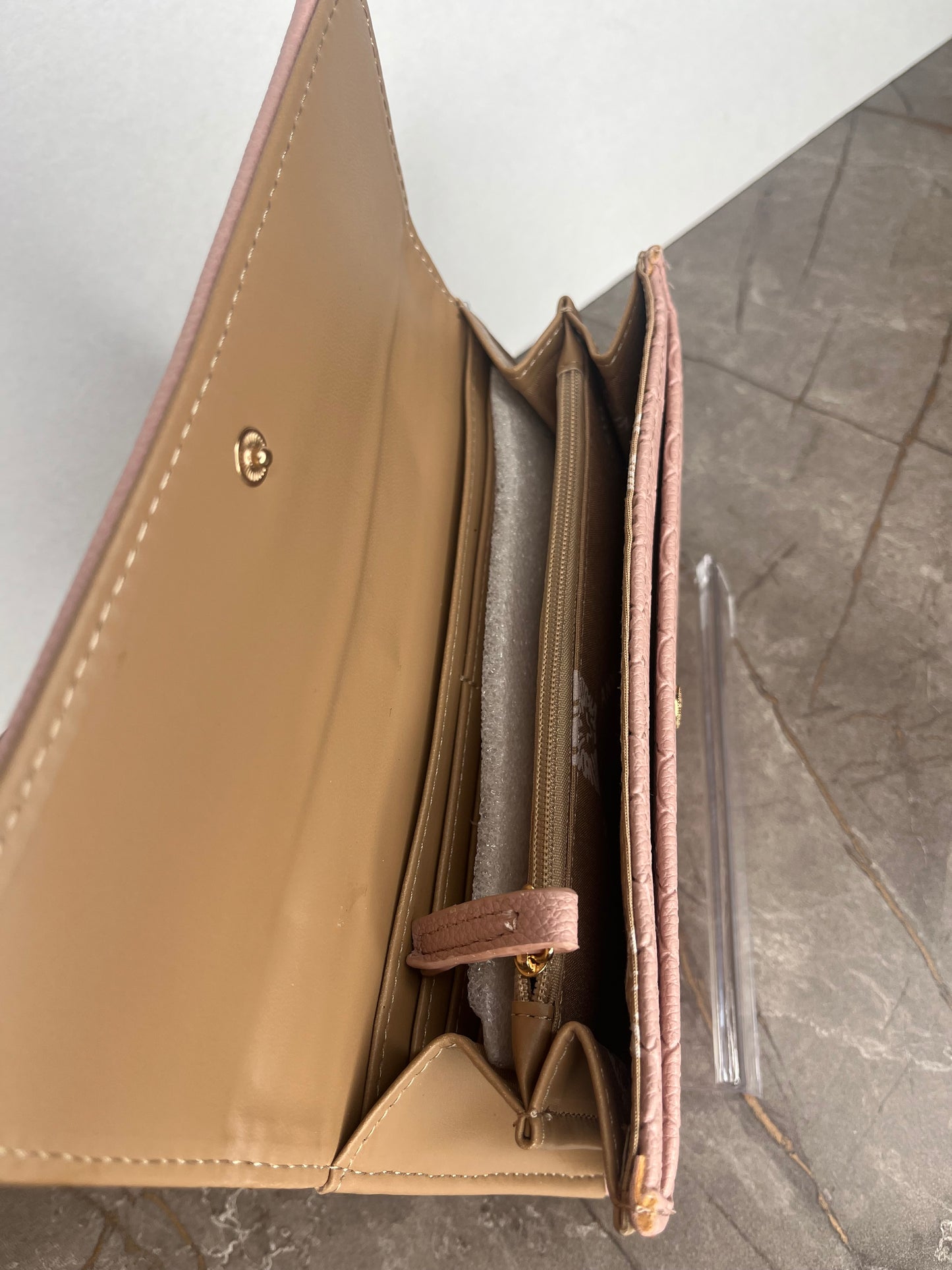 Anne Klein Wallet (boxed)