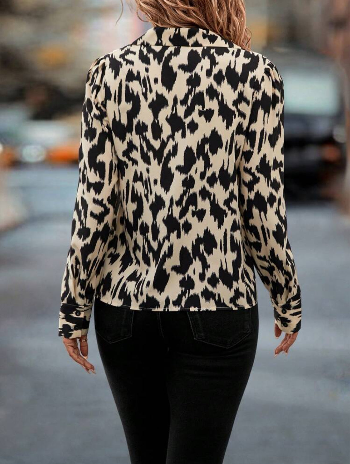 Gmail #0609 Allover Print Button Up Long Sleeve Top