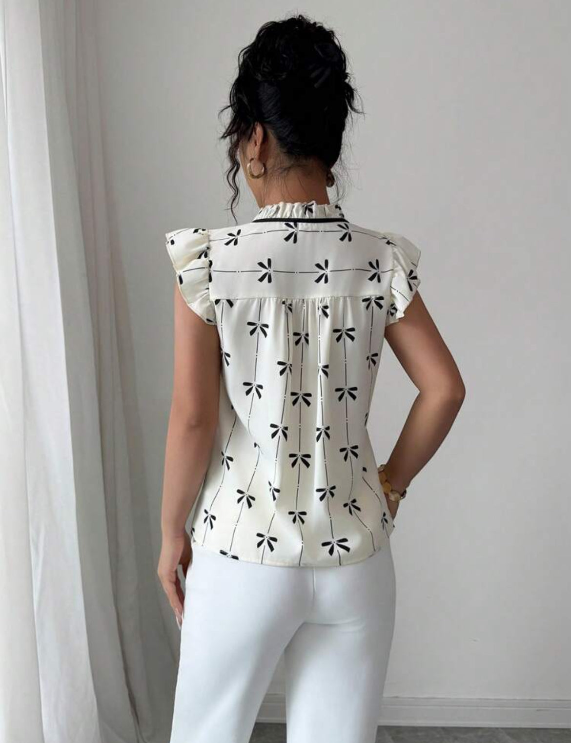 Gmail#2633 Apricot Base Butterfly Print Ruffle Collar Colorblock Flared Cuff Blouse