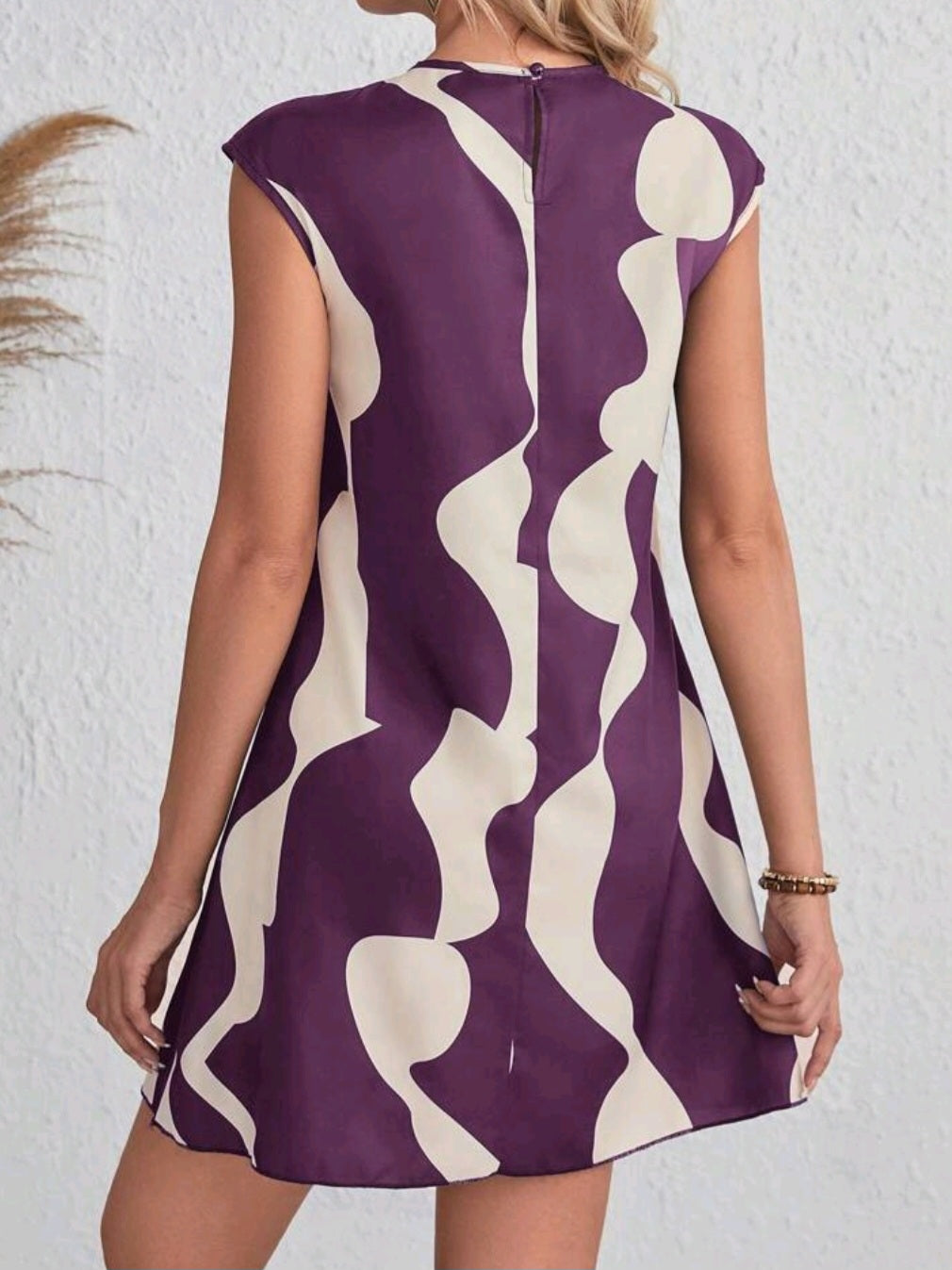 #1042 Geometric Print Pleated Neck Dolman Sleeve Midi Dress