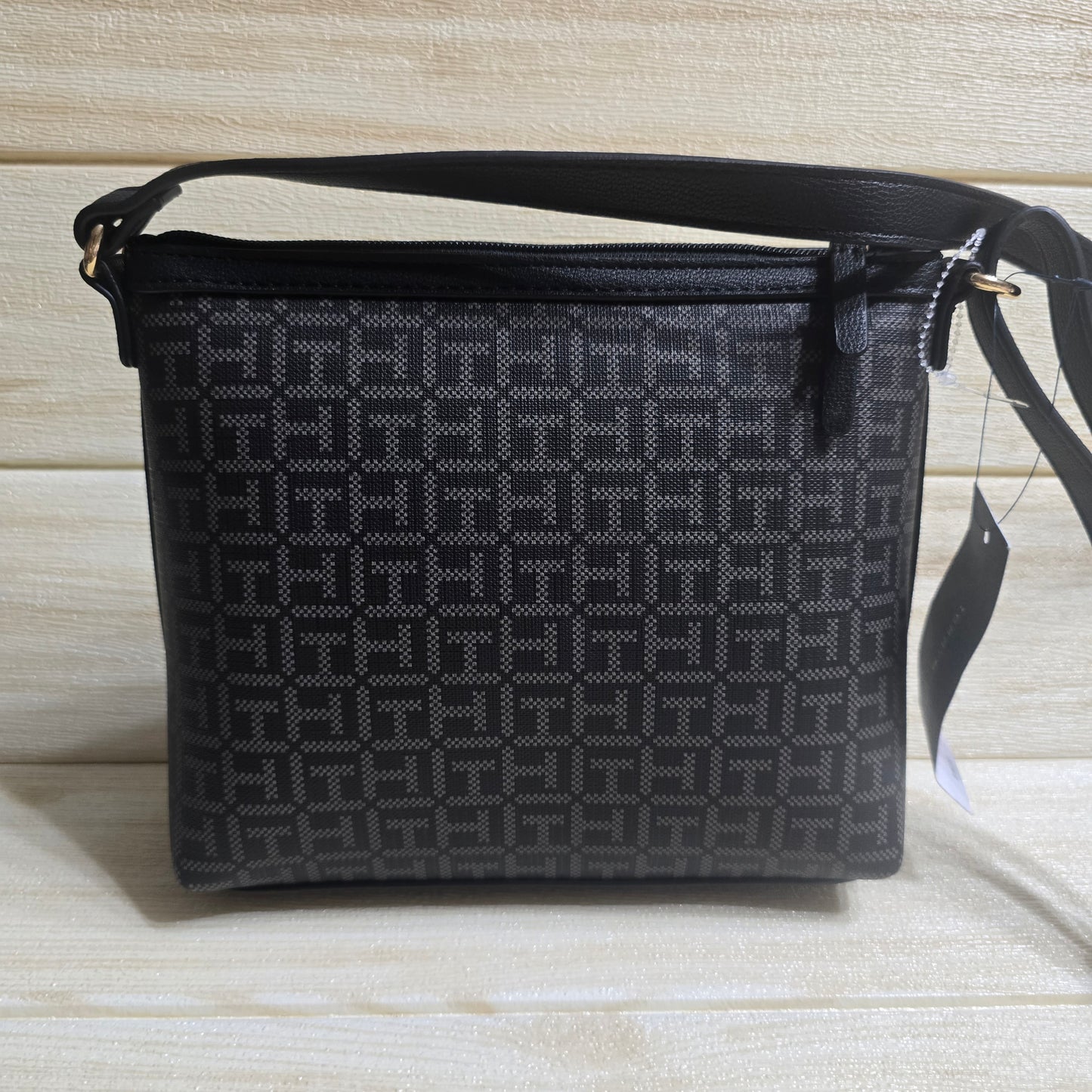 Tommy Hilfiger Crossbody