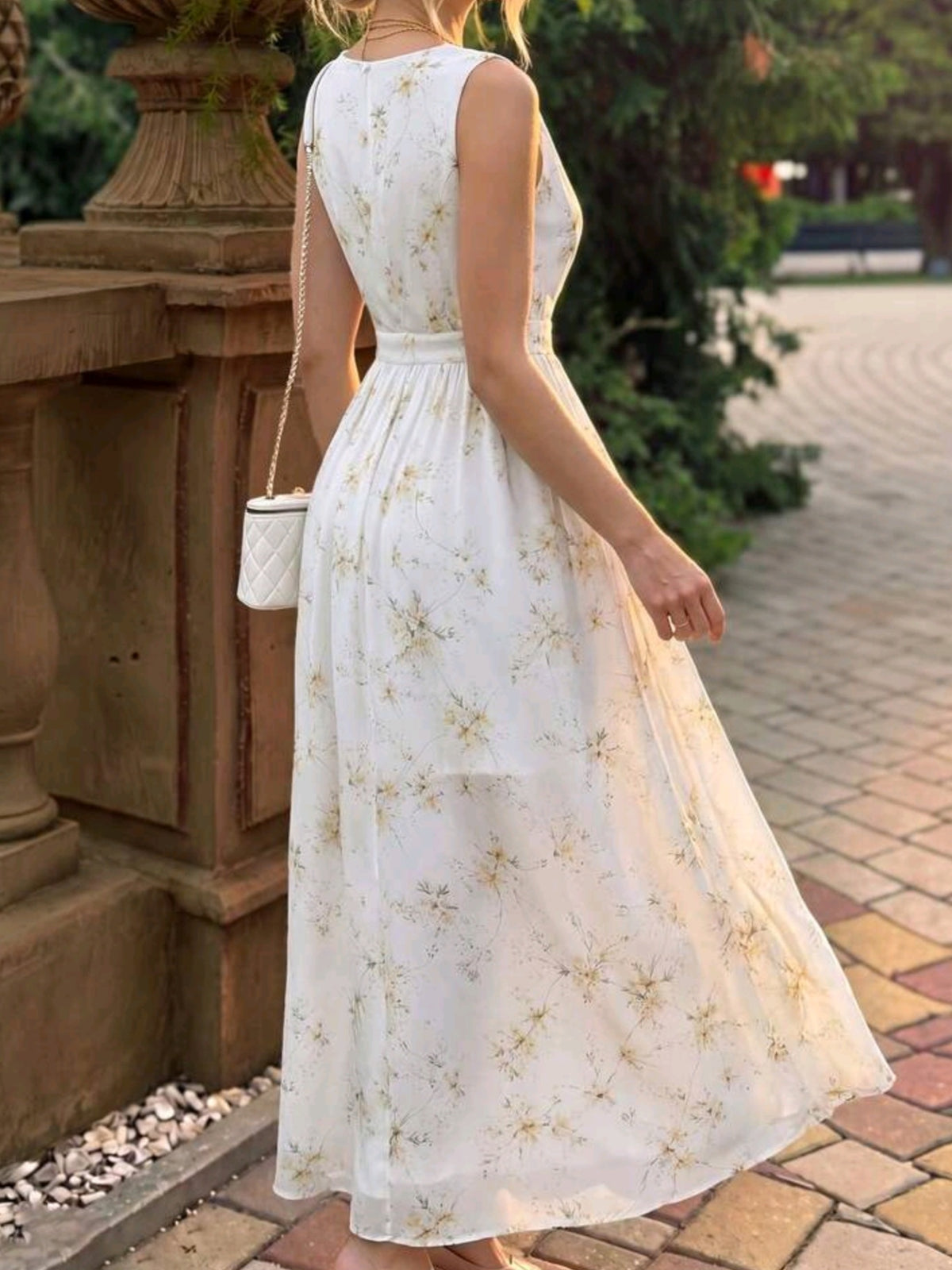1531 V‑Neck Smocked Waist A‑Line Long Dress