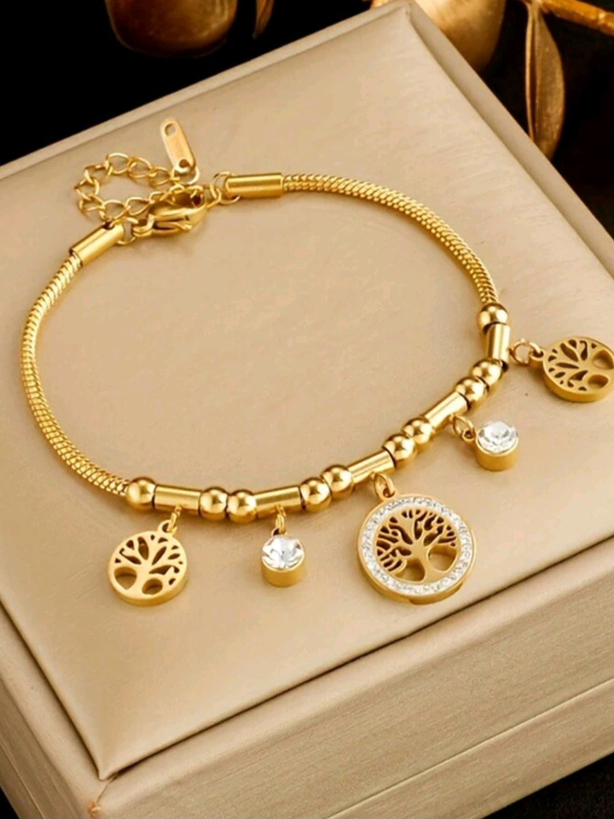 0238 Tree Of Life Round Pendant Stainless Steel Chain Bracelet