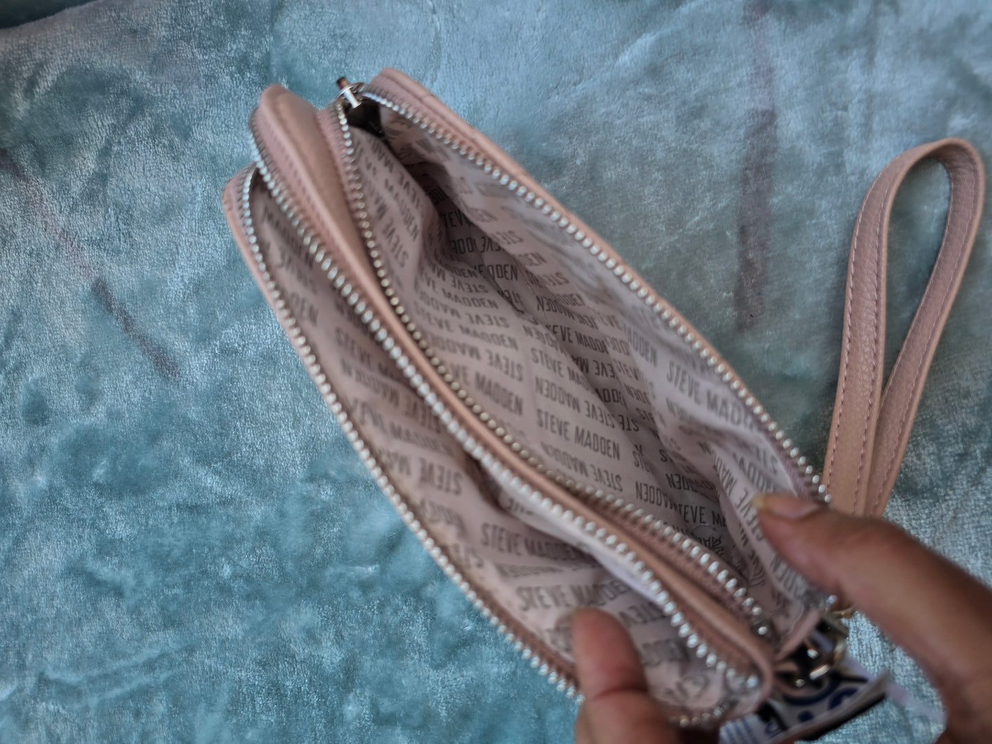 Steve Madden Double Compartment Wristlet