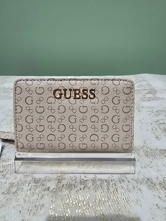 GUESS Half Size Wallet