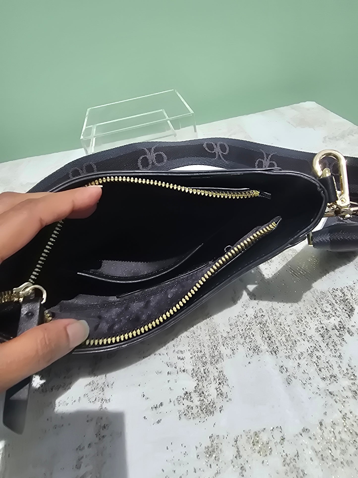 Nine West Crossbody with cloth strap