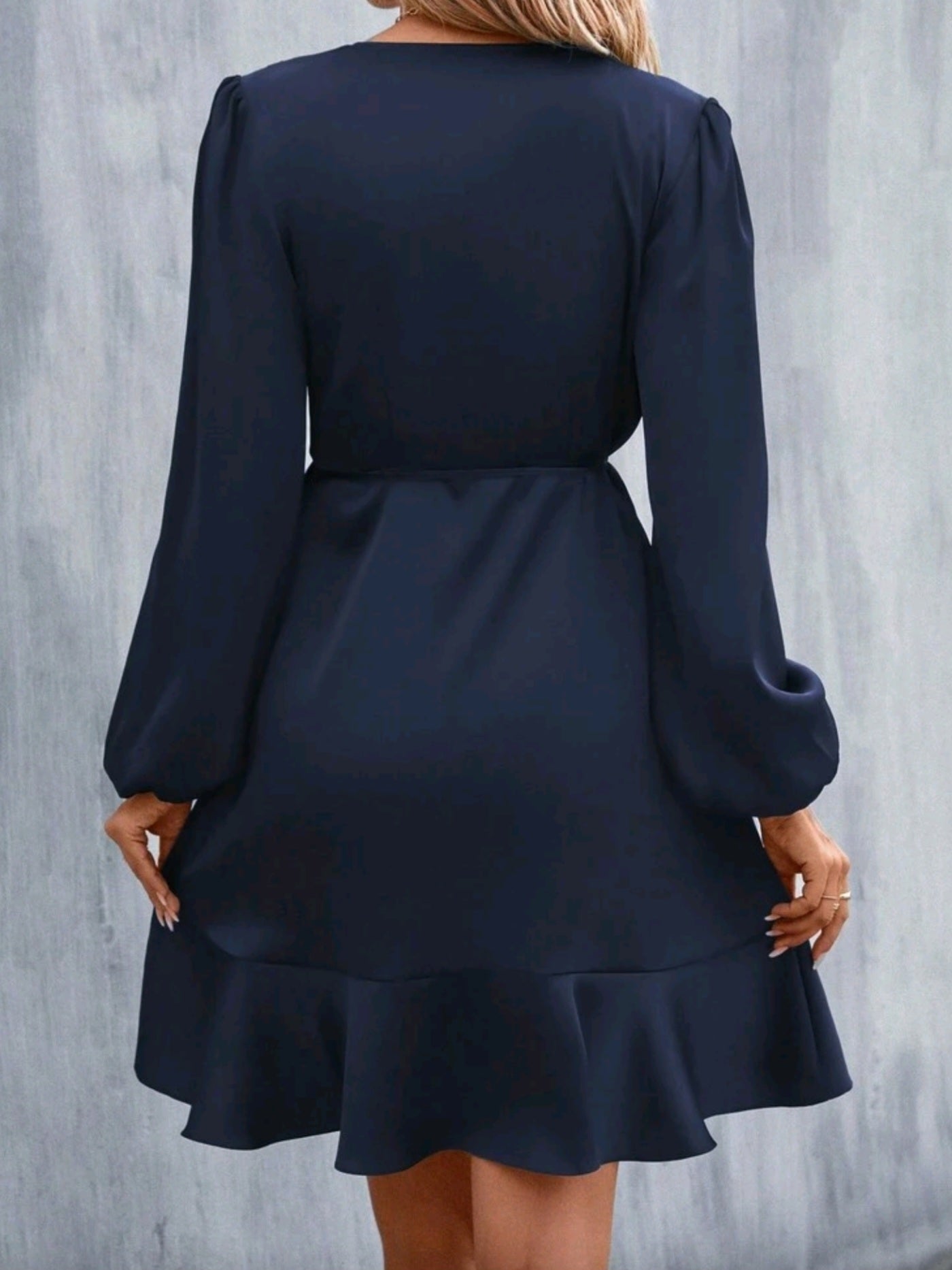 0550 V-Neck Cross-Wrap Tie Front Long Sleeve Dress Satin
