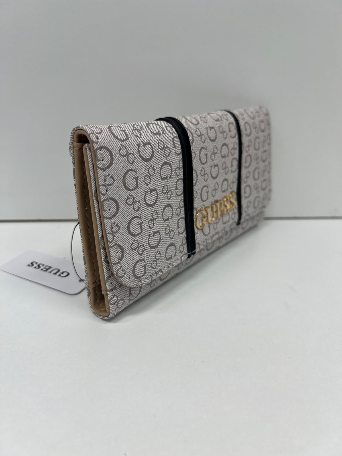 GUESS Slim Wallet