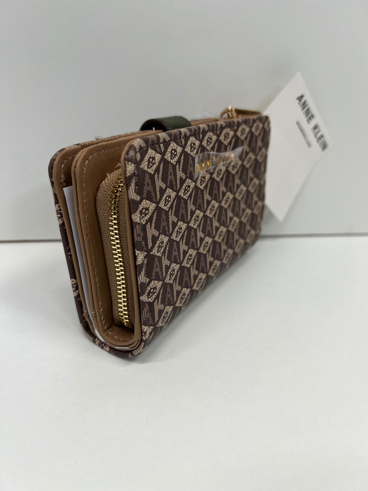 Anne Klein Small Wallet Spacious Room For Cash (Fitts Flat)