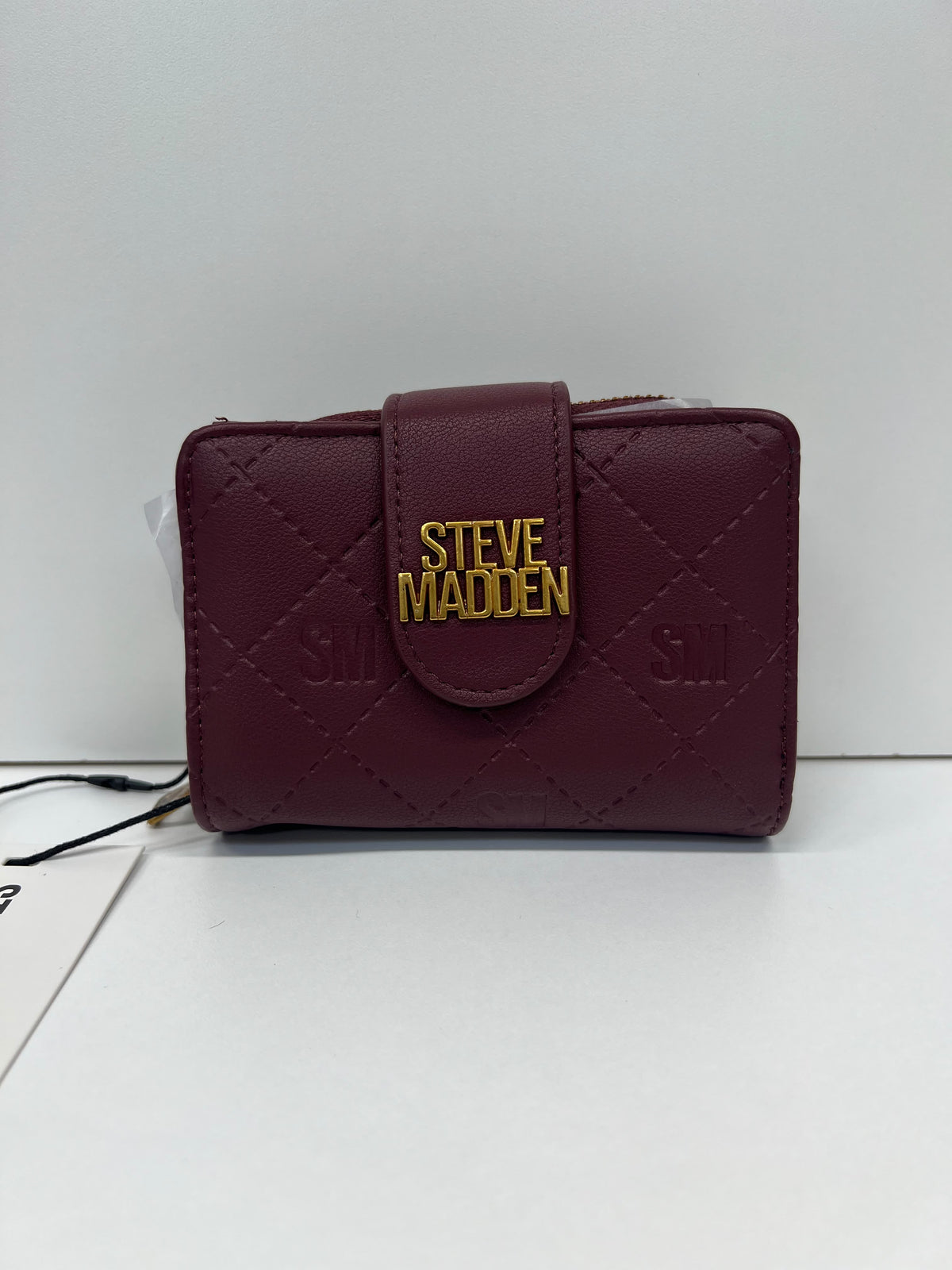 Steve Madden Small Wallet - Burgundy Spacious Room For Cash (Fitts Flat)
