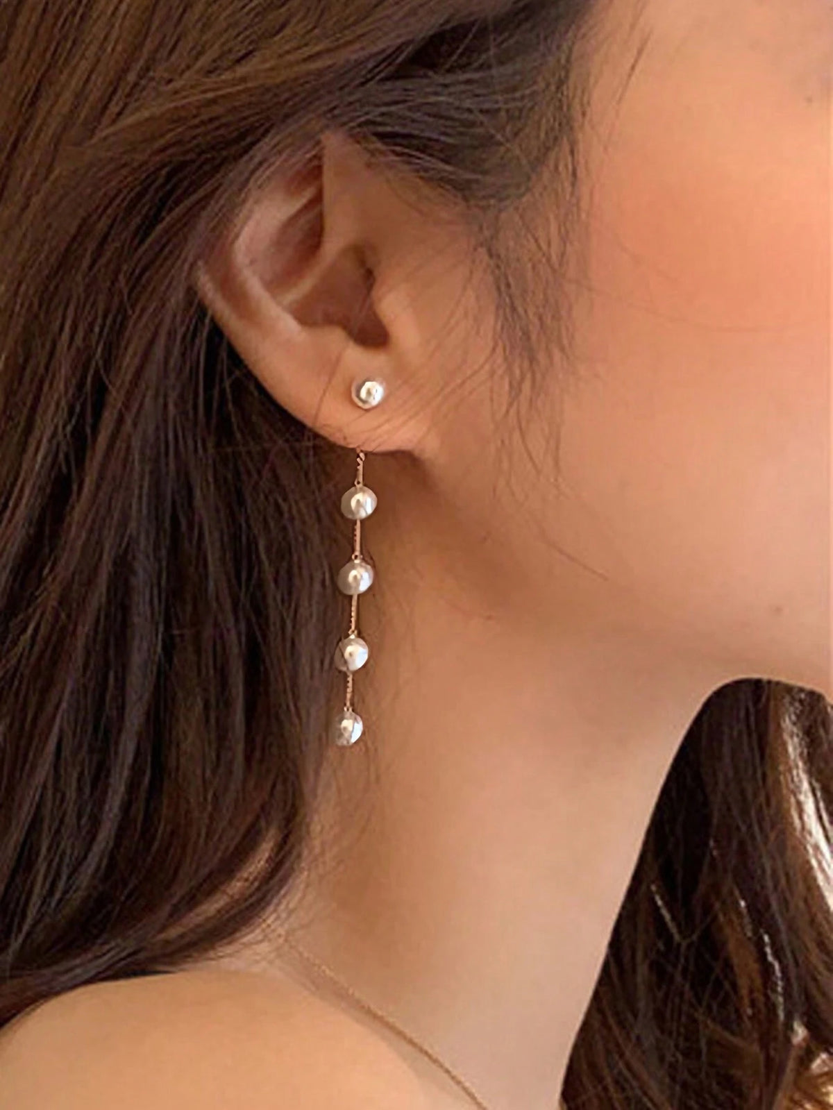 1441 Chain and Pearl Long Earring