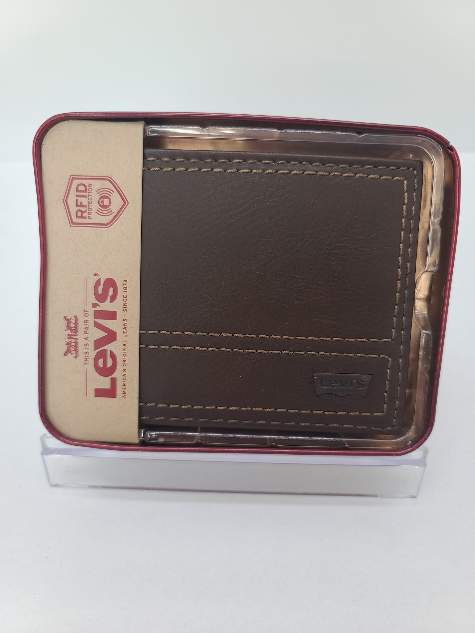 Levi Bifold Wallet