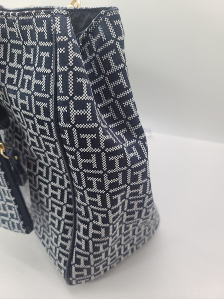 Tommy Hilfiger Extra Capacity Combo