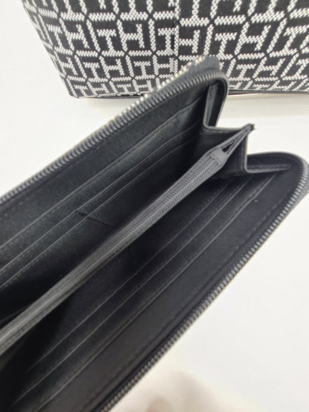 Tommy Hilfiger Handbag Combo
