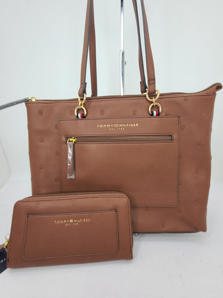 Tommy Hilfiger Handbag Combo