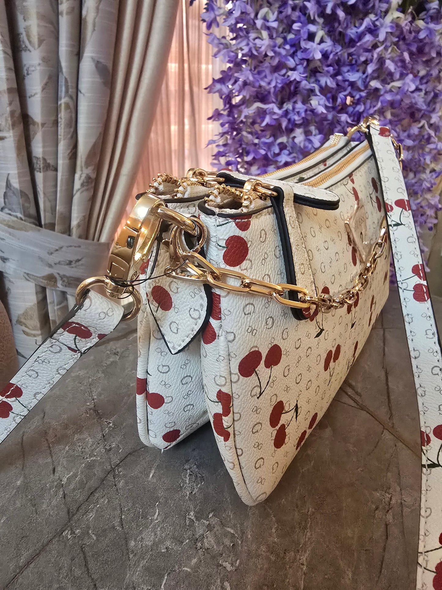 GUESS Double Compartment Crossbody