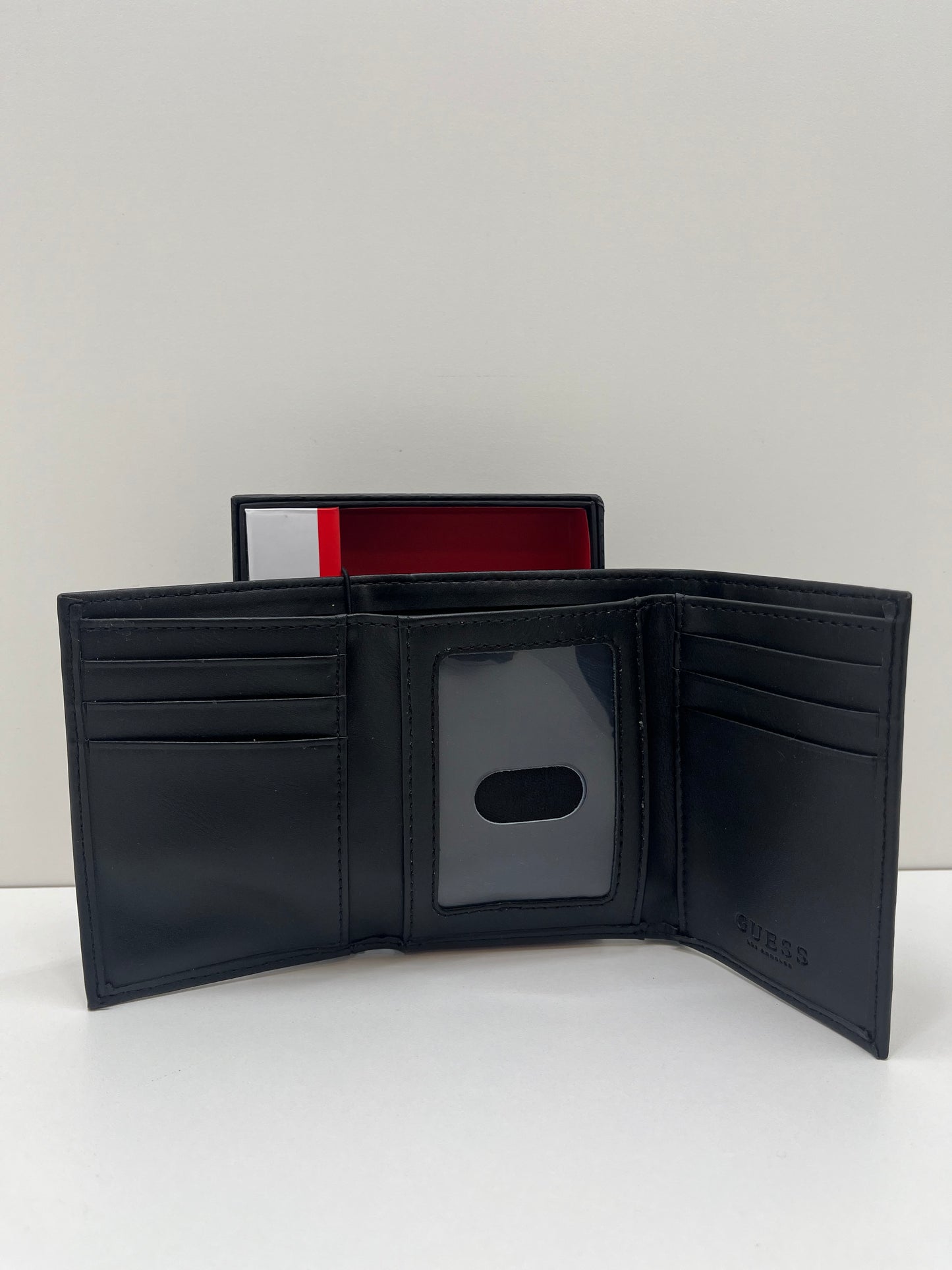 GUESS Trifold Wallet (black)