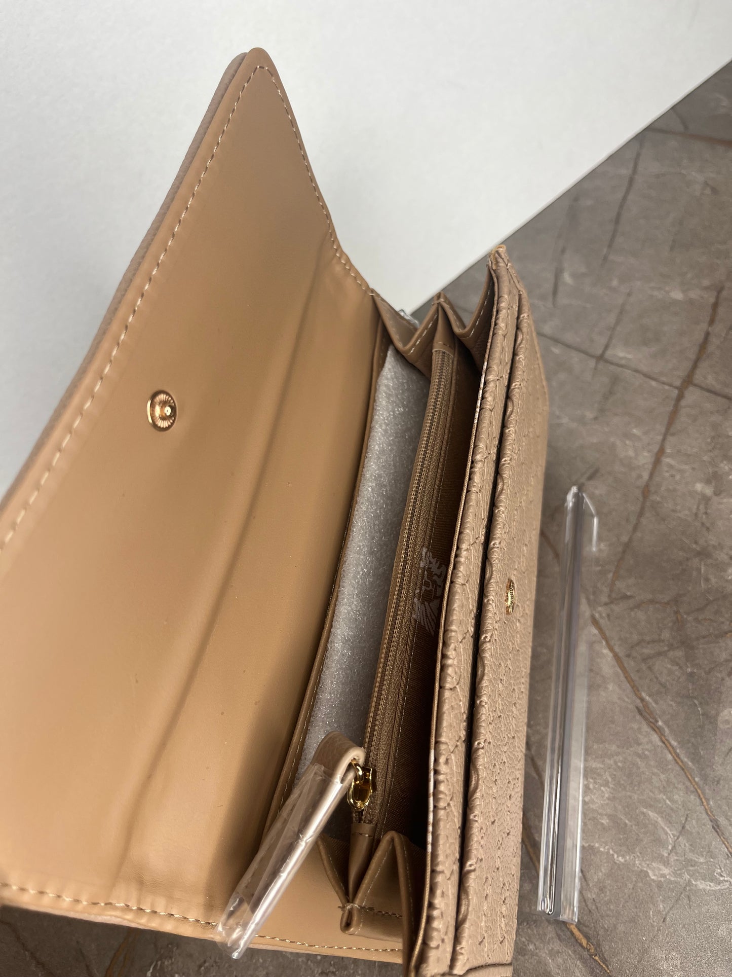 Anne Klein Wallet (boxed)