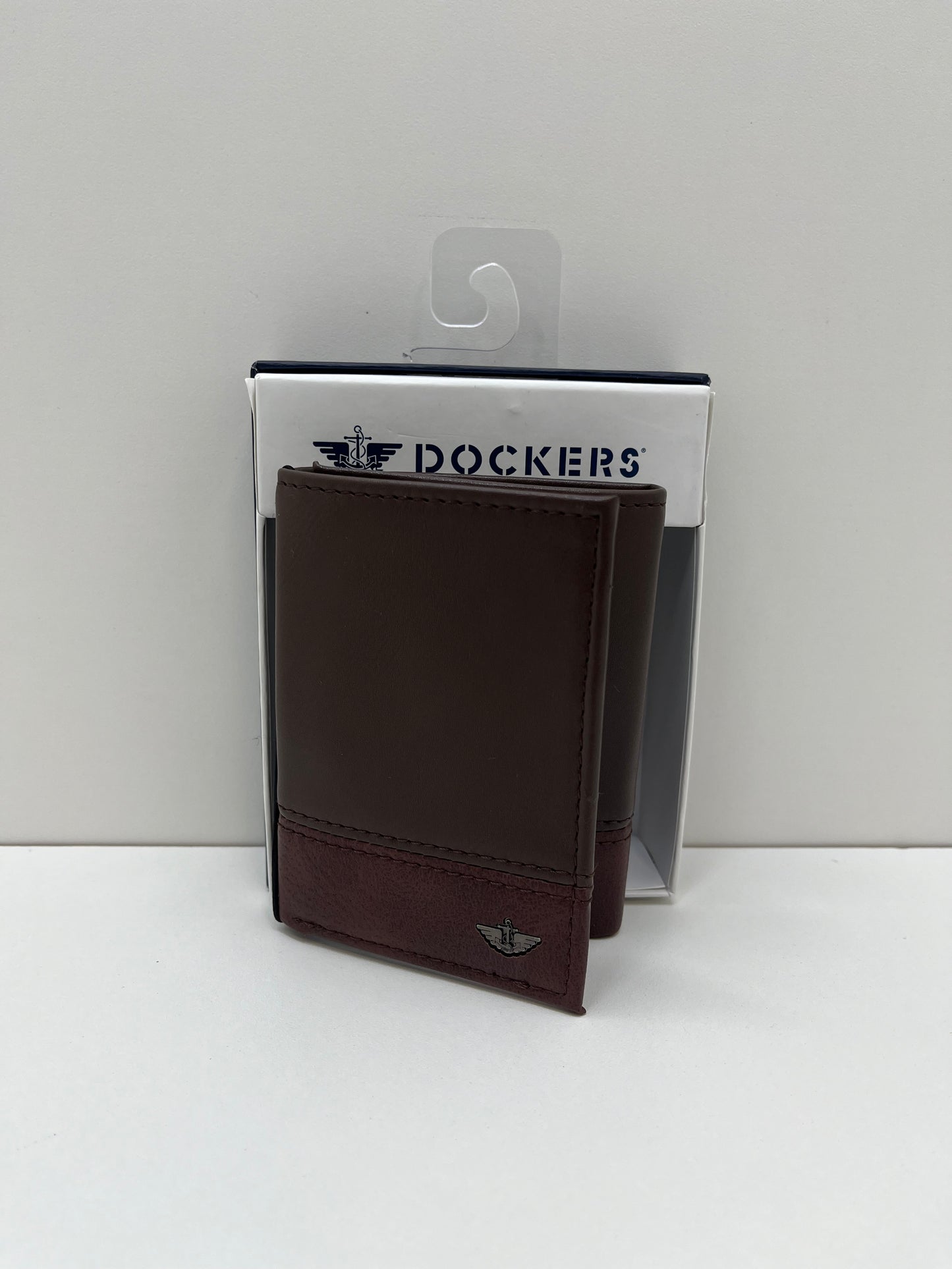 Dockers Trifold Wallet (brown)
