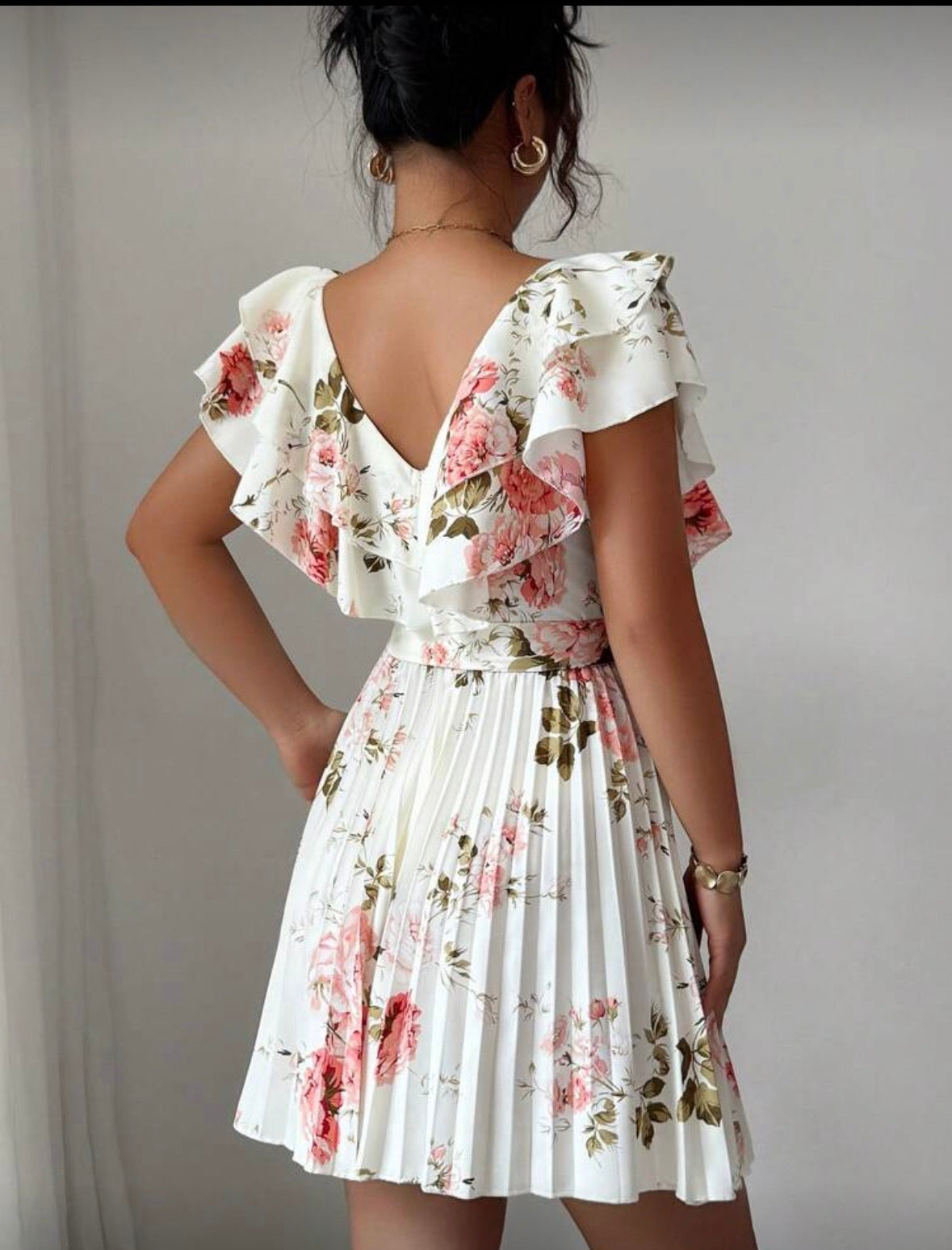 0356  V-Neck Floral Print Cinched Waist Pleated A-Line Dress