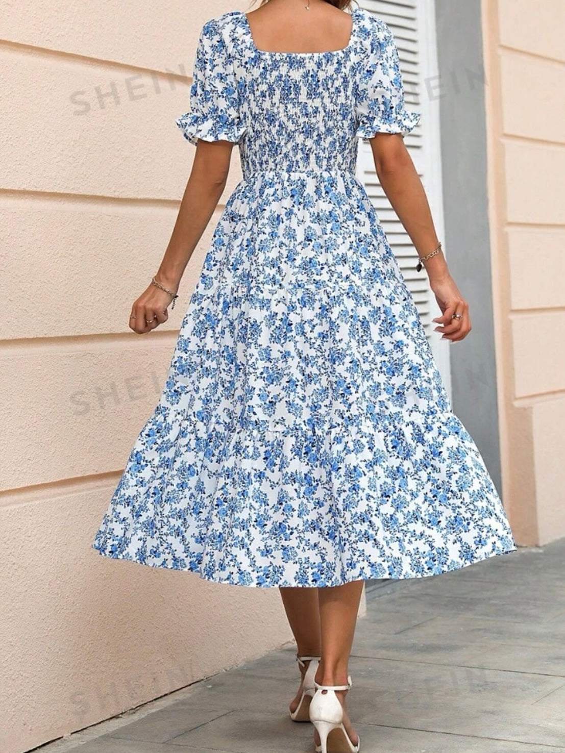 Allover Floral Print Puff Sleeve Dress