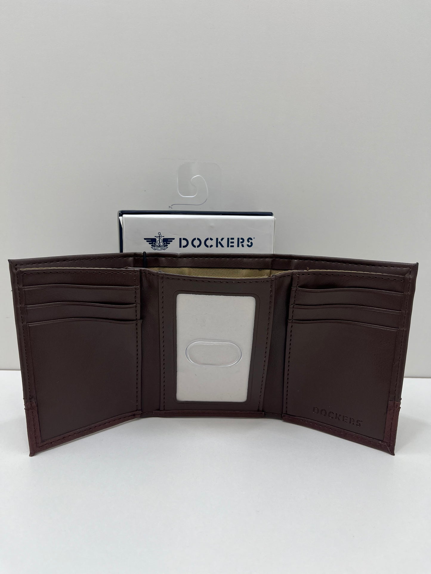 Dockers Trifold Wallet (brown)