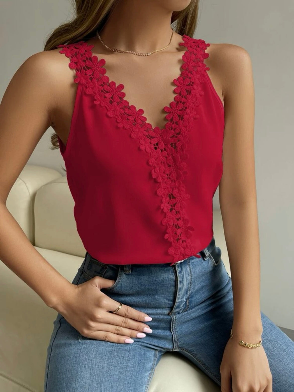 Guipure Lace V-neck Tank Top