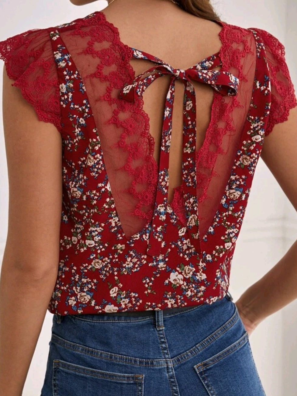 Floral Print Tie Back Lace Panel Blouse