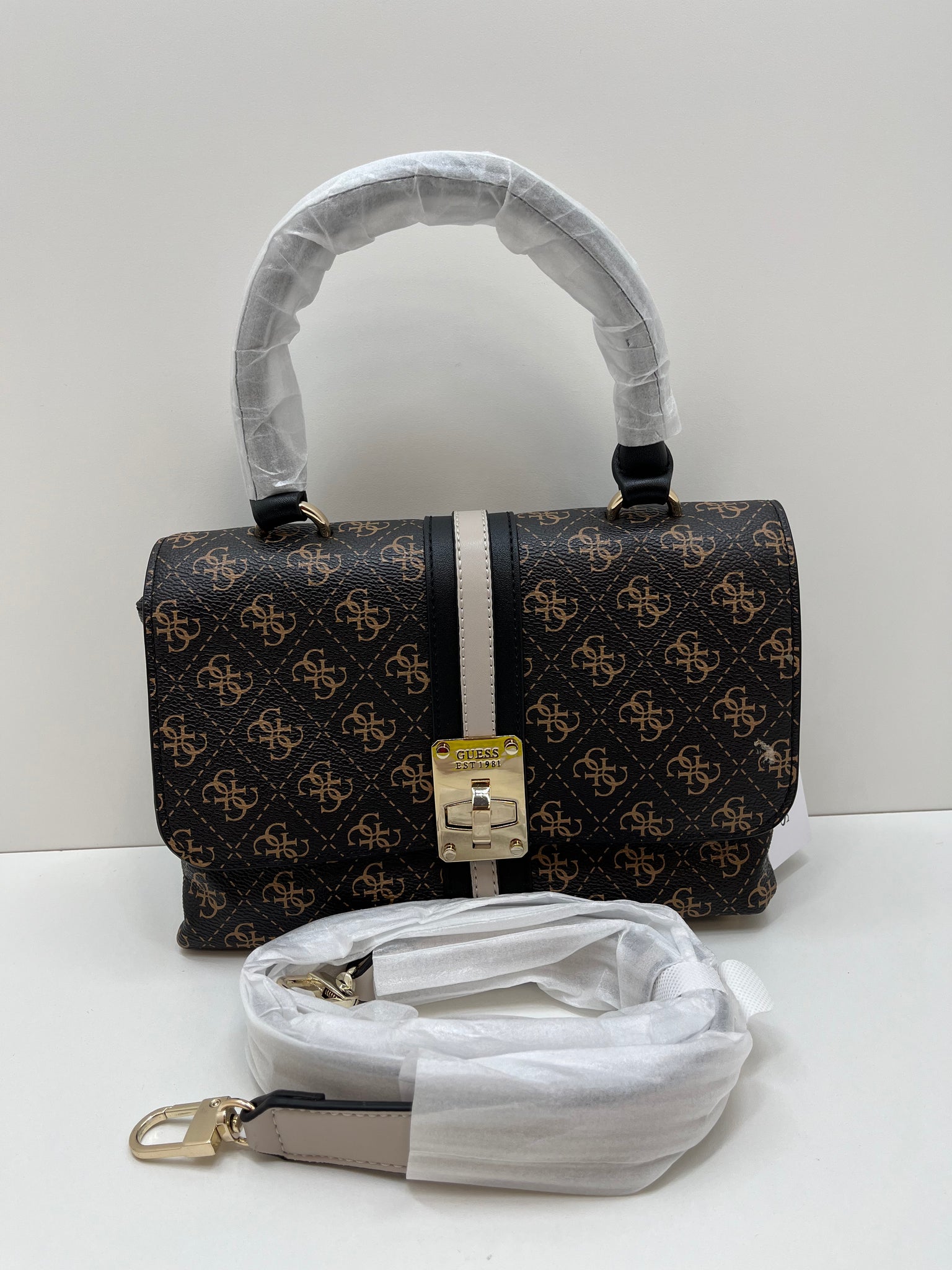 GUESS Top Handle Small Satchel / Crossbody