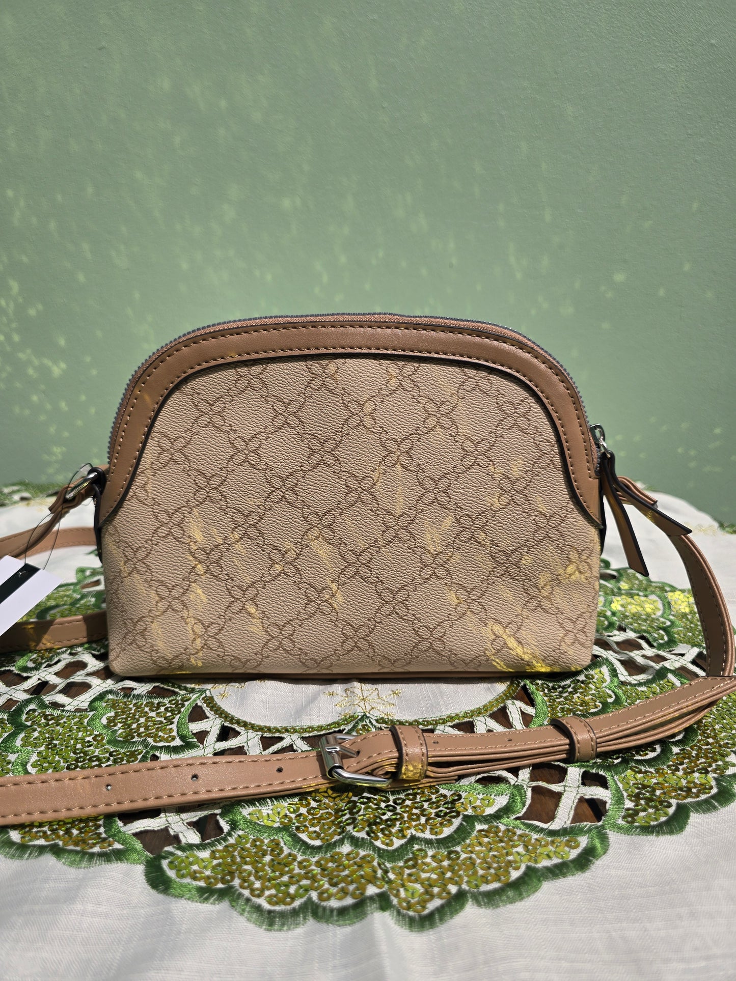 Nine West Triple Crossbody Dome Shape with double zipper cream logo