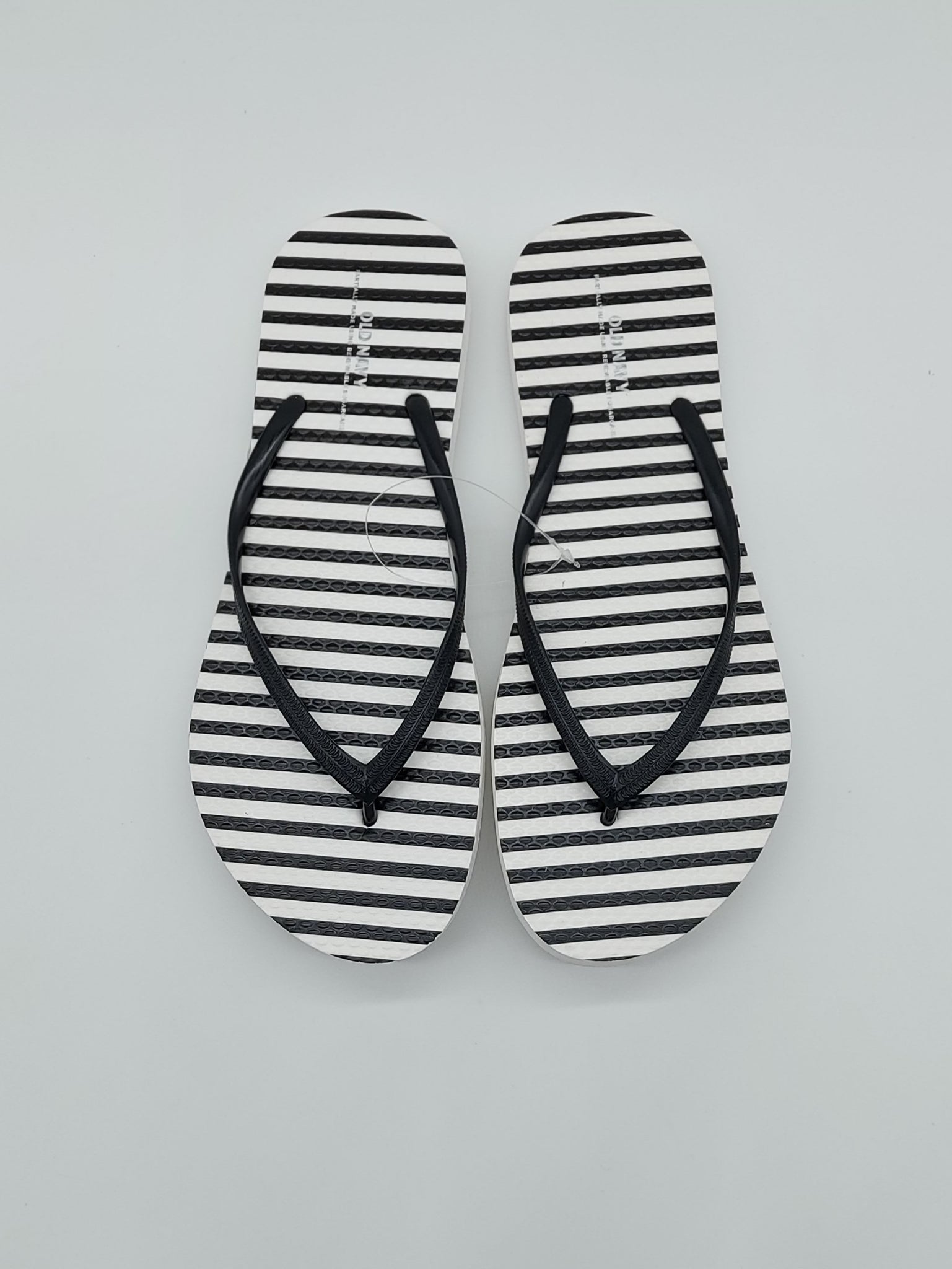 Old Navy Flipflops (Size 9)
