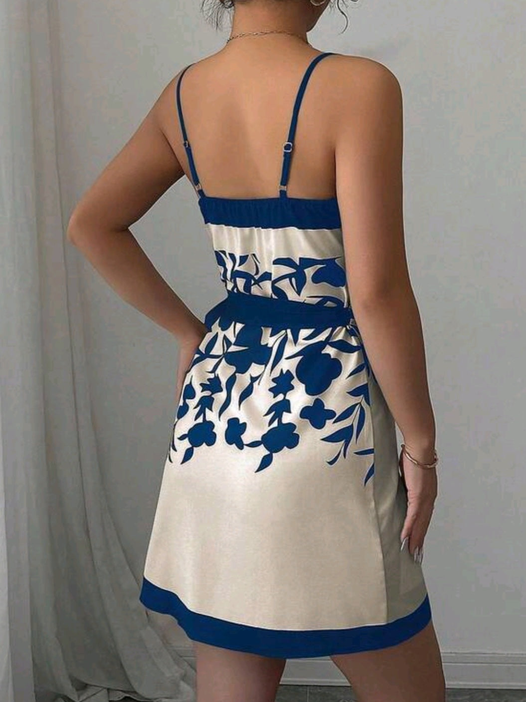 4337 V-Neck Print Short Dress