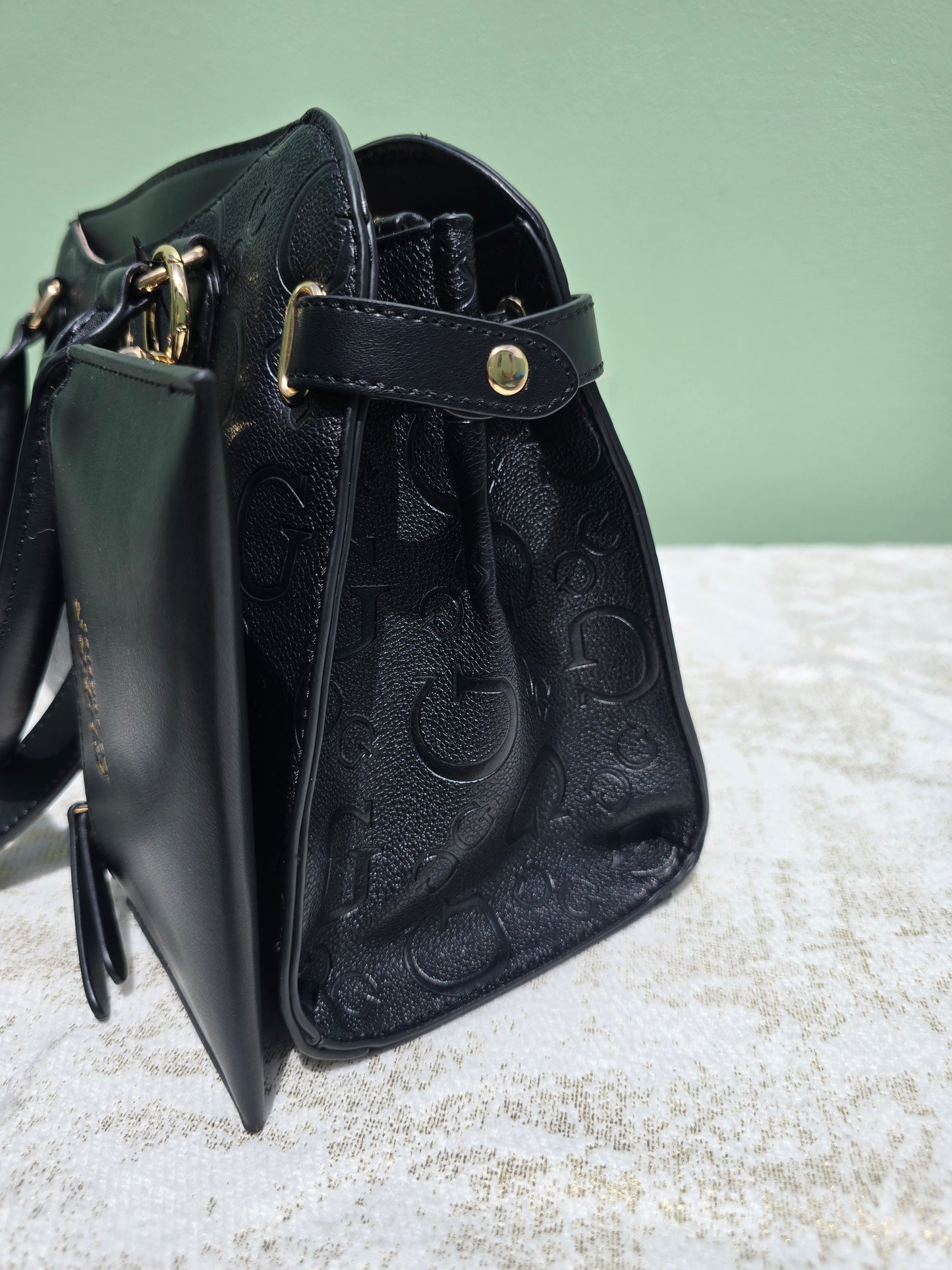 GUESS Satchel Triple Compartment with 2 snap closure and 1 zipper