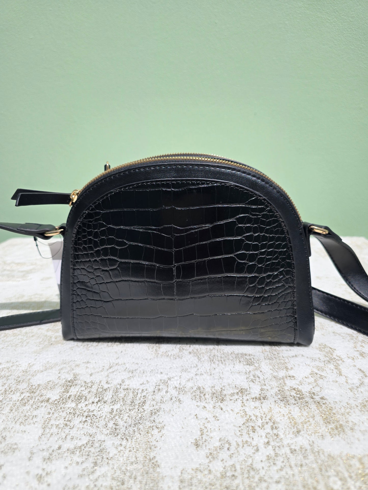 Nine West Triple Crossbody Dome Shape with double zipper
