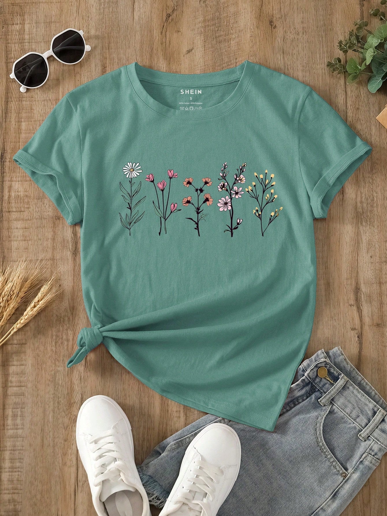 7006 Graphic Tee