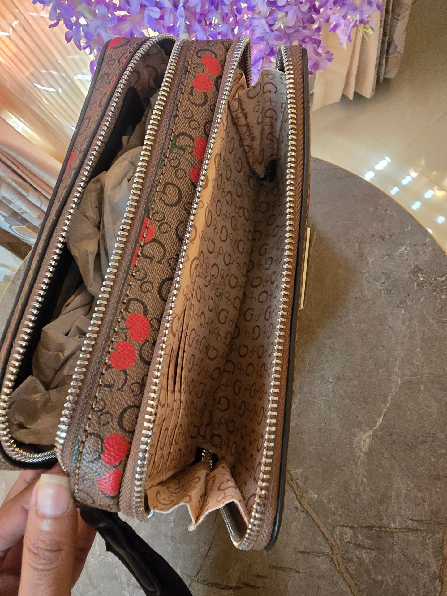 GUESS Double Compartment Crossbody