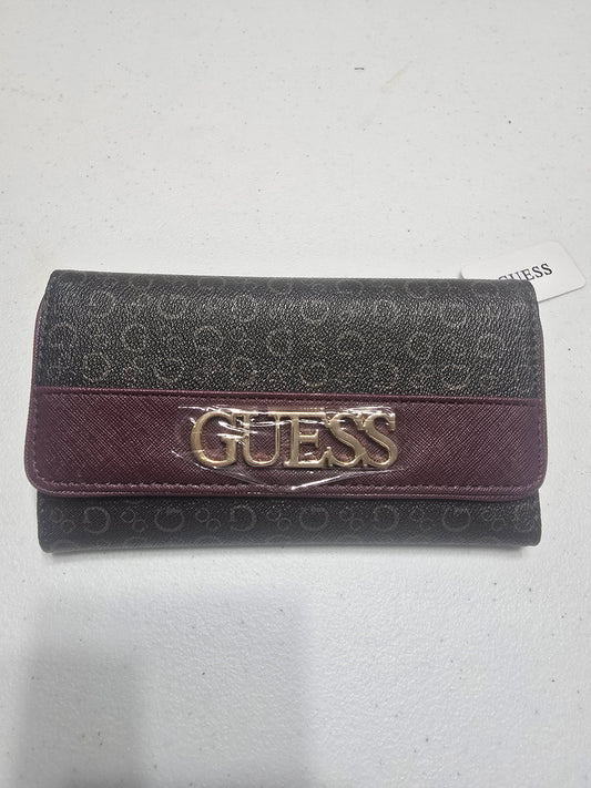 GUESS Wallet