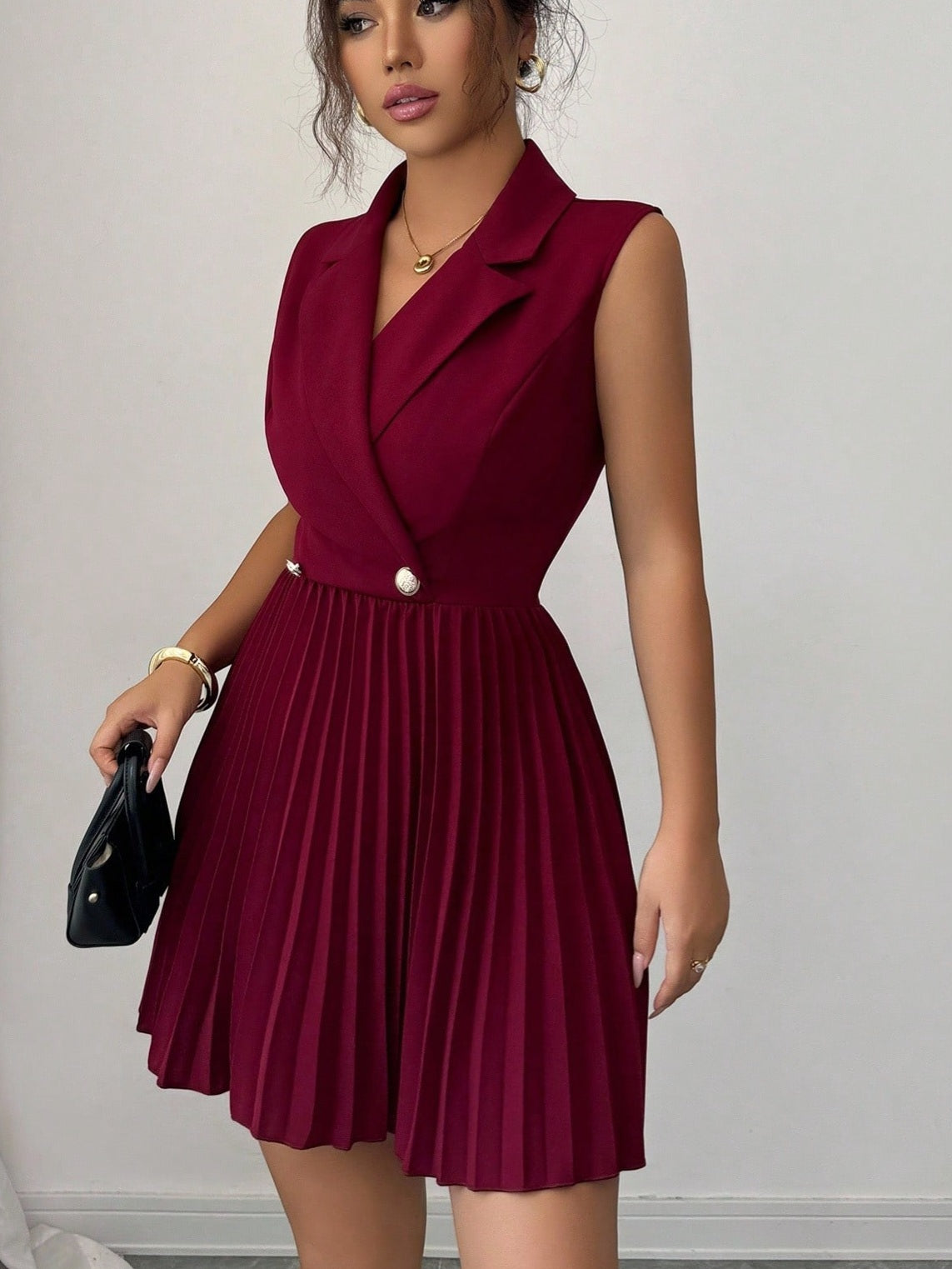 1155 Sleeveless Ruched Waist Pleated Collar Dress