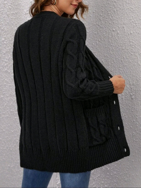 Cable Knit Dual Pocket Button Front Cardigan