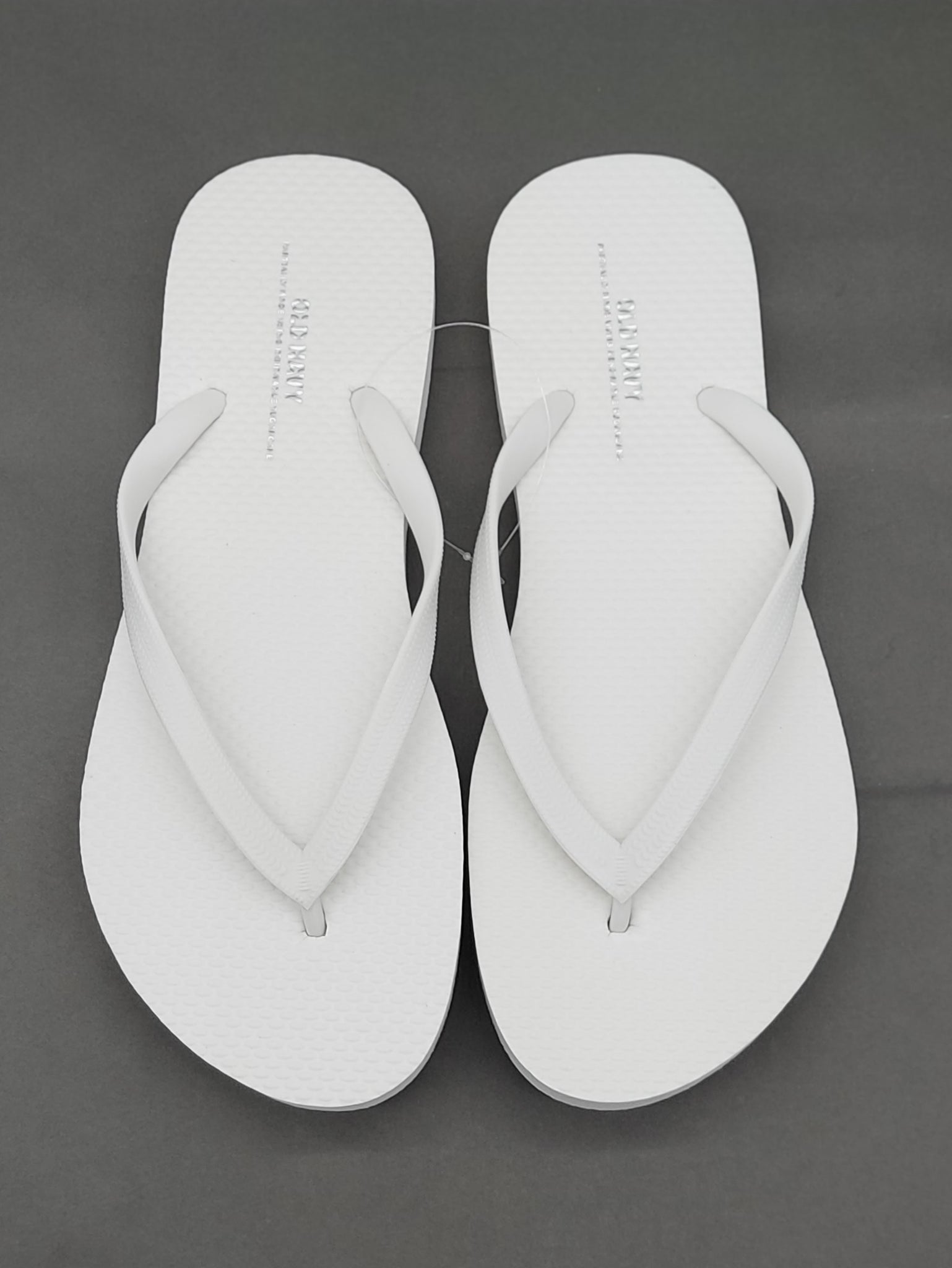 Old Navy Flipflops (Size 7)