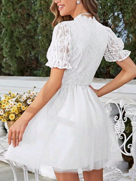 Contrast Lace Mock Neck Puff Sleeve Mesh Overlay Dress