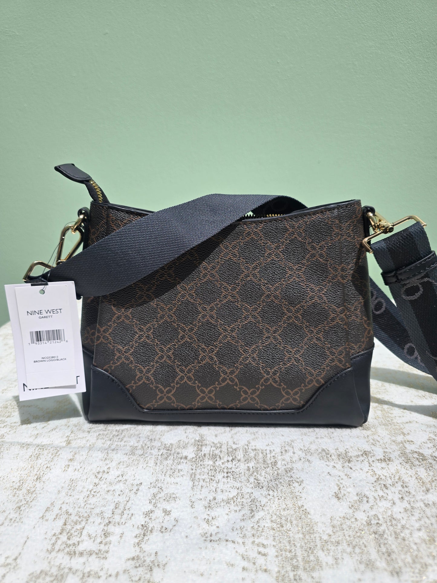 Nine West Crossbody with cloth strap