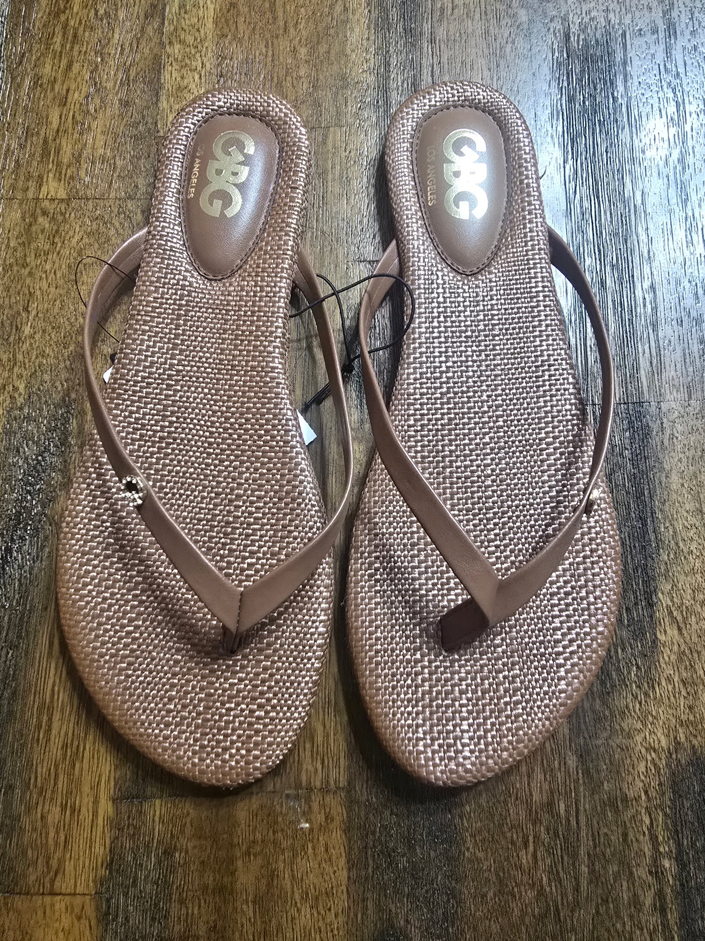 GUESS Slippers - Size 8