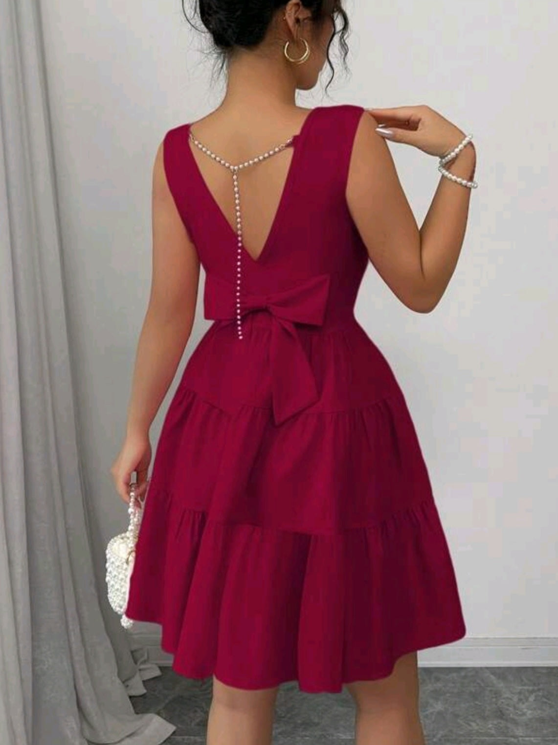 9121 Minimalist Pearl Chain Sleeveless Dress (Burgundy)
