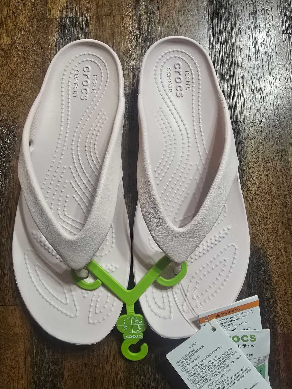 Crocs Slippers – A RAY OF BEAUTY TT