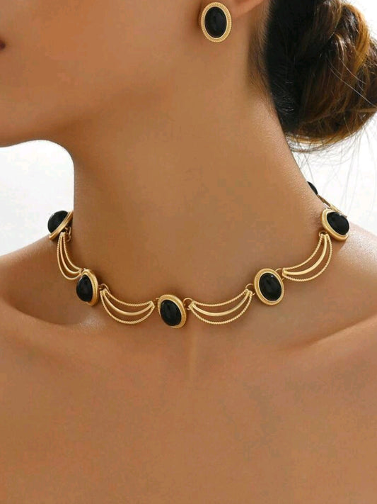 7936 Necklace and Earrings Set