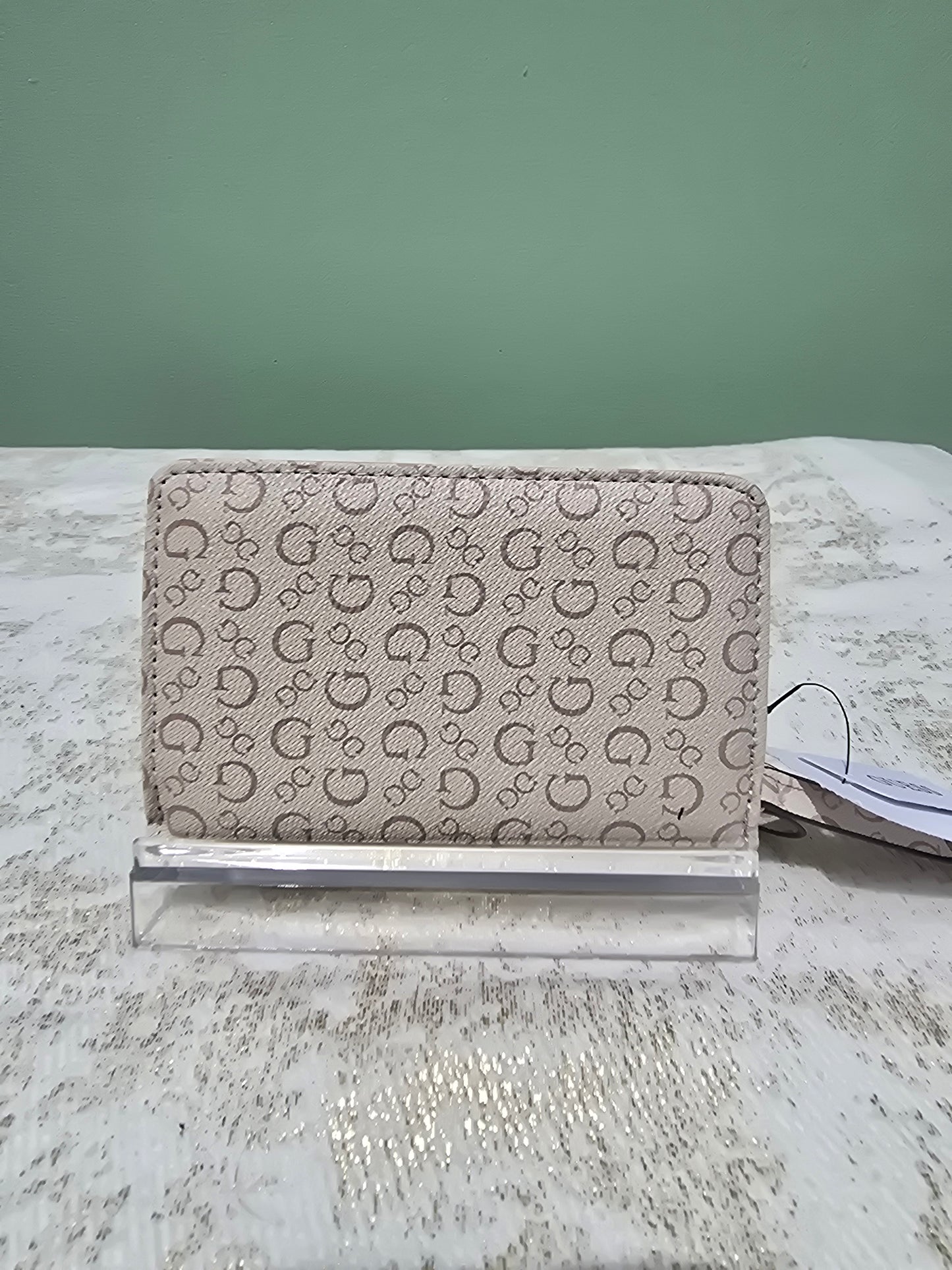 GUESS Half Size Wallet