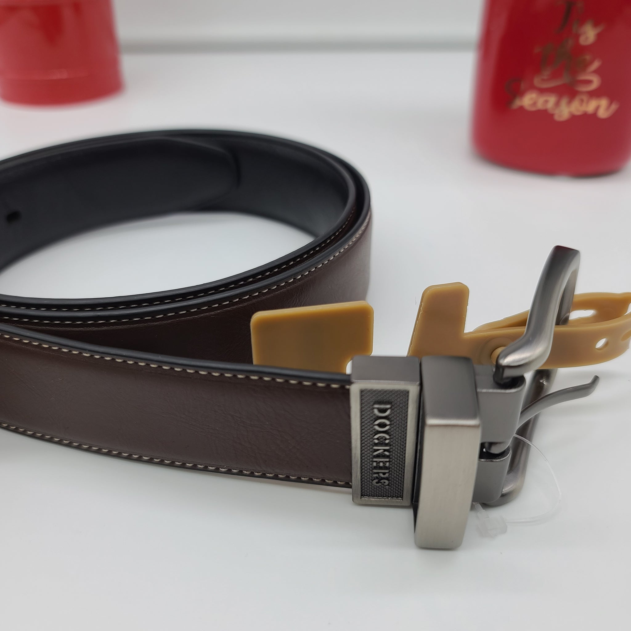 Dockers Reversible Gents Belt (L-38 to 40)